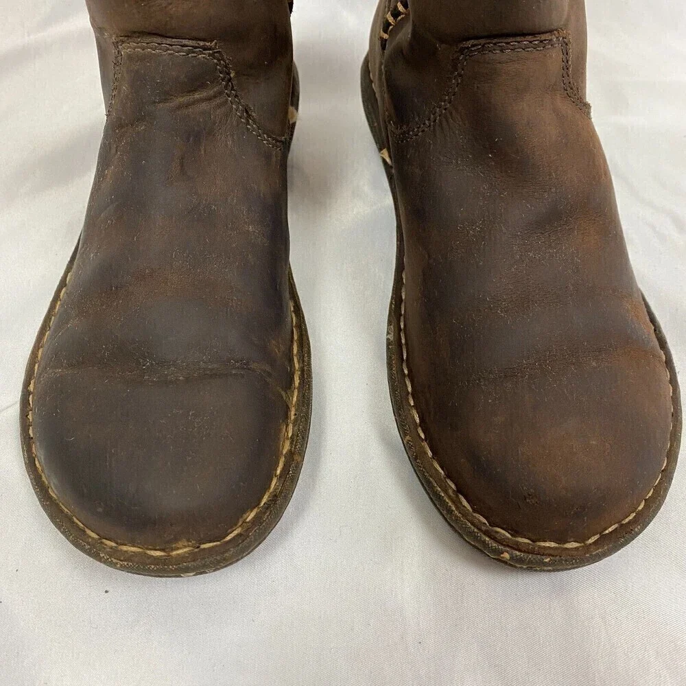 UGG 5139 Women’s Brown Leather Sheepskin Lined Winter Boots Brown Size US 6